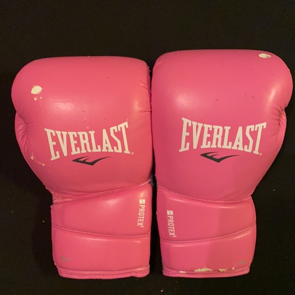 Elite Women’s Protex Training Gloves - Picture 9 of 10